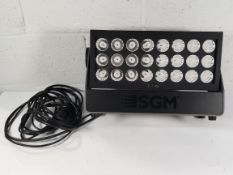 A Pre-owned SGM I-6 POI RGBW LED wash light (REF: 80251775-A).