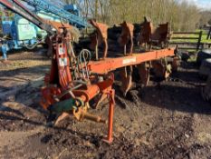 Kverneland LD85 5f reversible plough