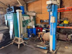 1993 OMCN 2.5t 2 post vehicle lift, 3 phase. Serial No: 7737