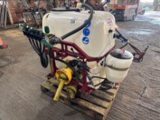 Team 6m linkage mounted sprayer with 300l tank, induction hopper and clean water tank. Serial No: 01