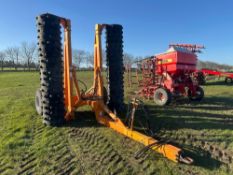 Simba Aqueel 5.6m rubber rolls, hydraulic folding