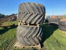Pair 66x 43.00-25 Terra tyres with Ford centres