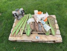 Quantity Dowdeswell parts