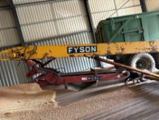 Fyson grain elevator with turning end extension