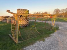 Large cattle hay rack