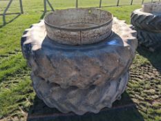 Pair 18.4R38 front dual wheels and tyres, no clamps