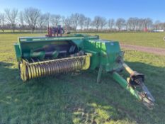 John Deere 465A conventional baler