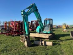 Yanmar B7-3 metal tracked excavator with 3 buckets. Hours: 7,276