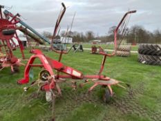 Lely Lotus 300 twin rotor haybob NB: Manual in office