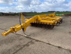 Knight prototype 3m disc cultivator with rear packer
