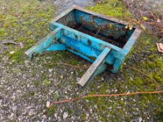 Front box for Ford 5000, bolt on