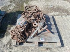 Block and tackle with chain tensioners, heavy duty
