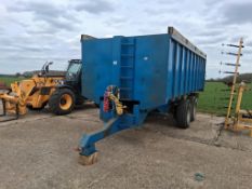 Twin axle 16t grain trailer with air and hydraulic brakes on 385/65R22.5 wheels and tyres, rear draw
