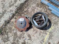 Quantity John Deere drill spares