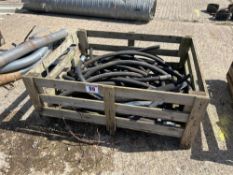 Quantity hydraulic pipes