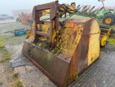 Tip toe 3m� grain bucket with Aveling Barford attachments