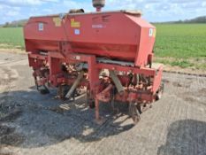 Becker MK4ZE 4 row precision drill. Serial No: 721353. NB: No VAT