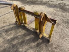 Pallet tines on Volvo industrial attachments