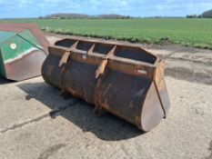 1989 2.1m3 general purpose bucket with Volvo industrial attachments