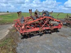 Kongskilde Vibroflex 6m hydraulic folding cultivator with rear following harrow. Serial No: 05005061