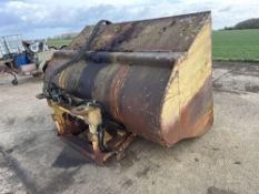Tip toe 3m� grain bucket with Aveling Barford attachments