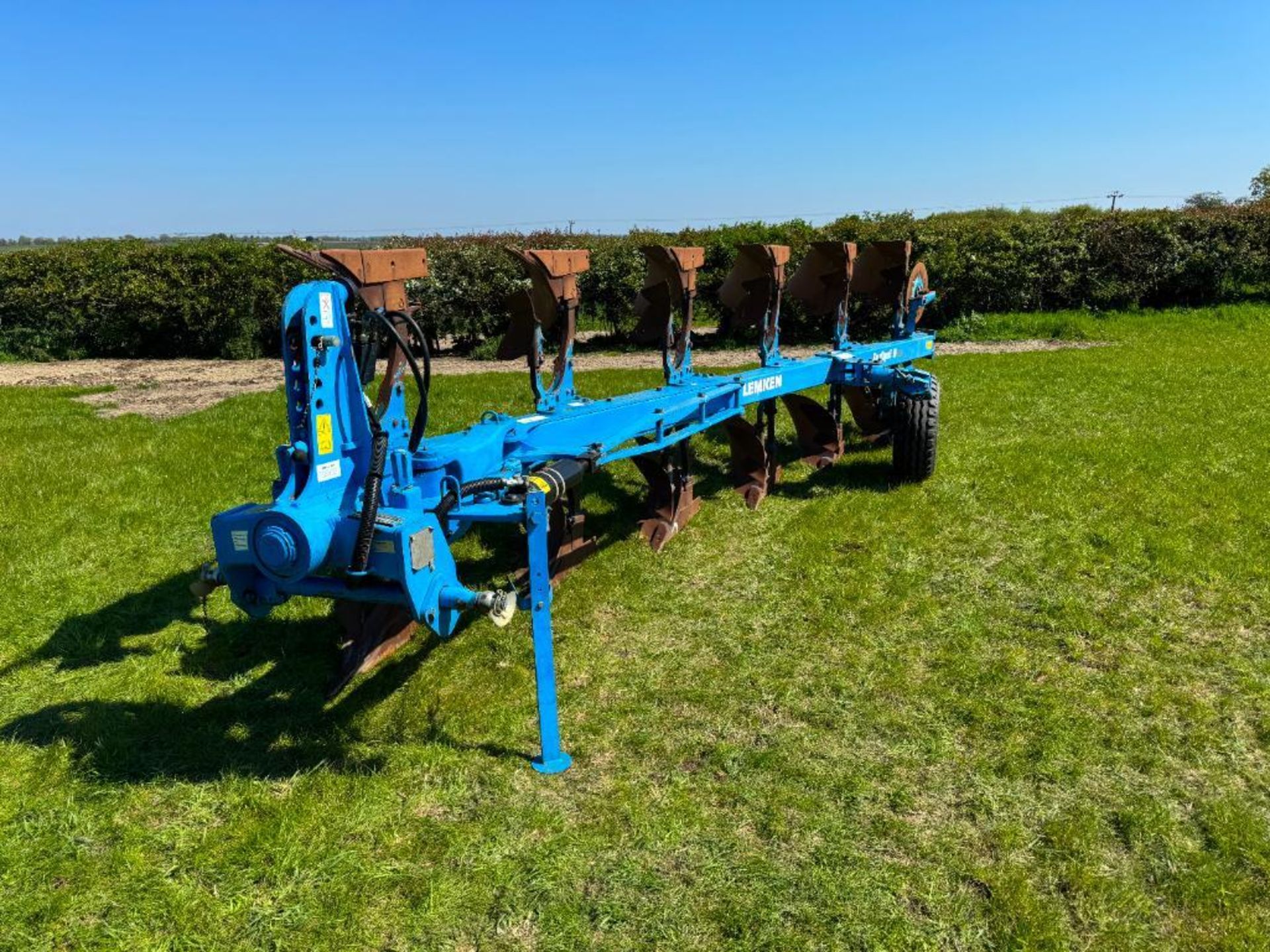 2002 Lemken Europal 8, 6 furrow reversible plough with skimmers. Serial No: 253161 - Image 2 of 16