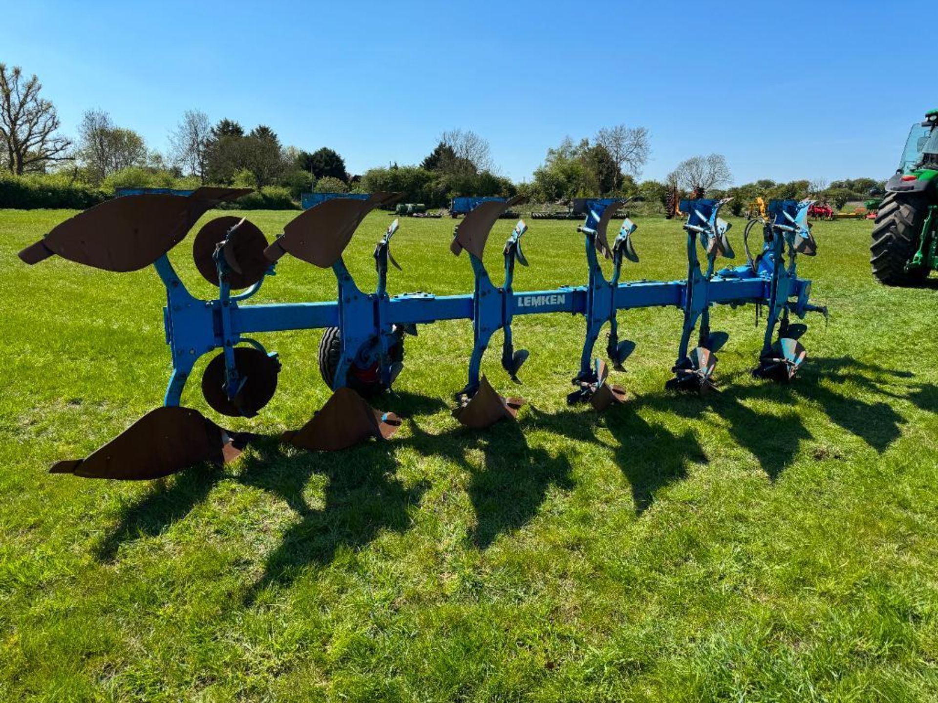 2002 Lemken Europal 8, 6 furrow reversible plough with skimmers. Serial No: 253161 - Image 11 of 16