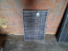 Medium dog crate