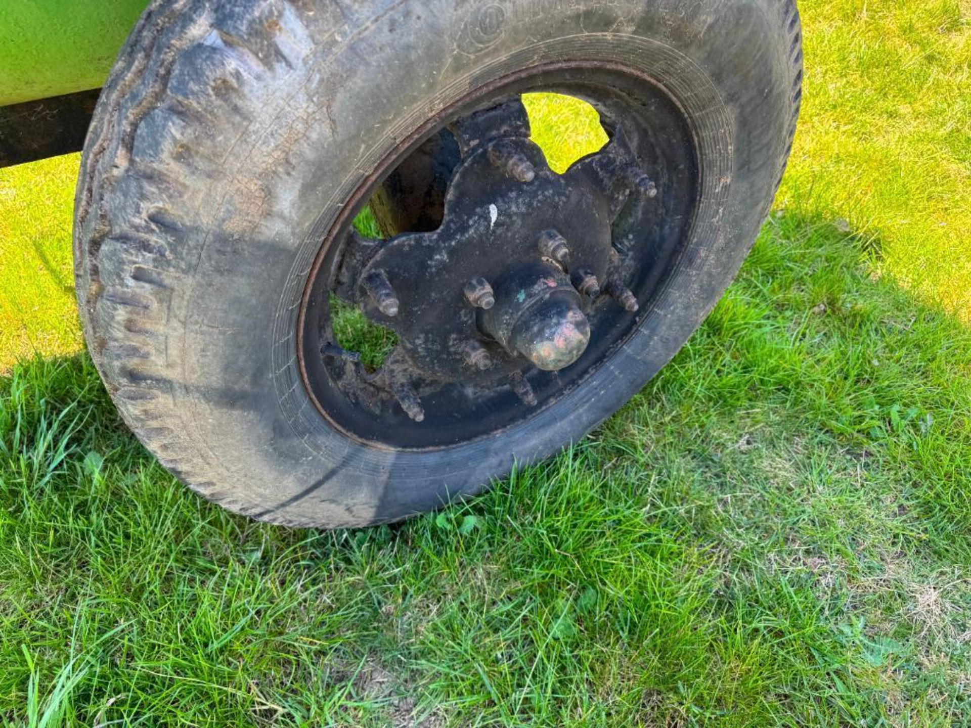 Diesel bowser with 12v pump, single axle on 6.00-19 wheels and tyres - Image 13 of 13
