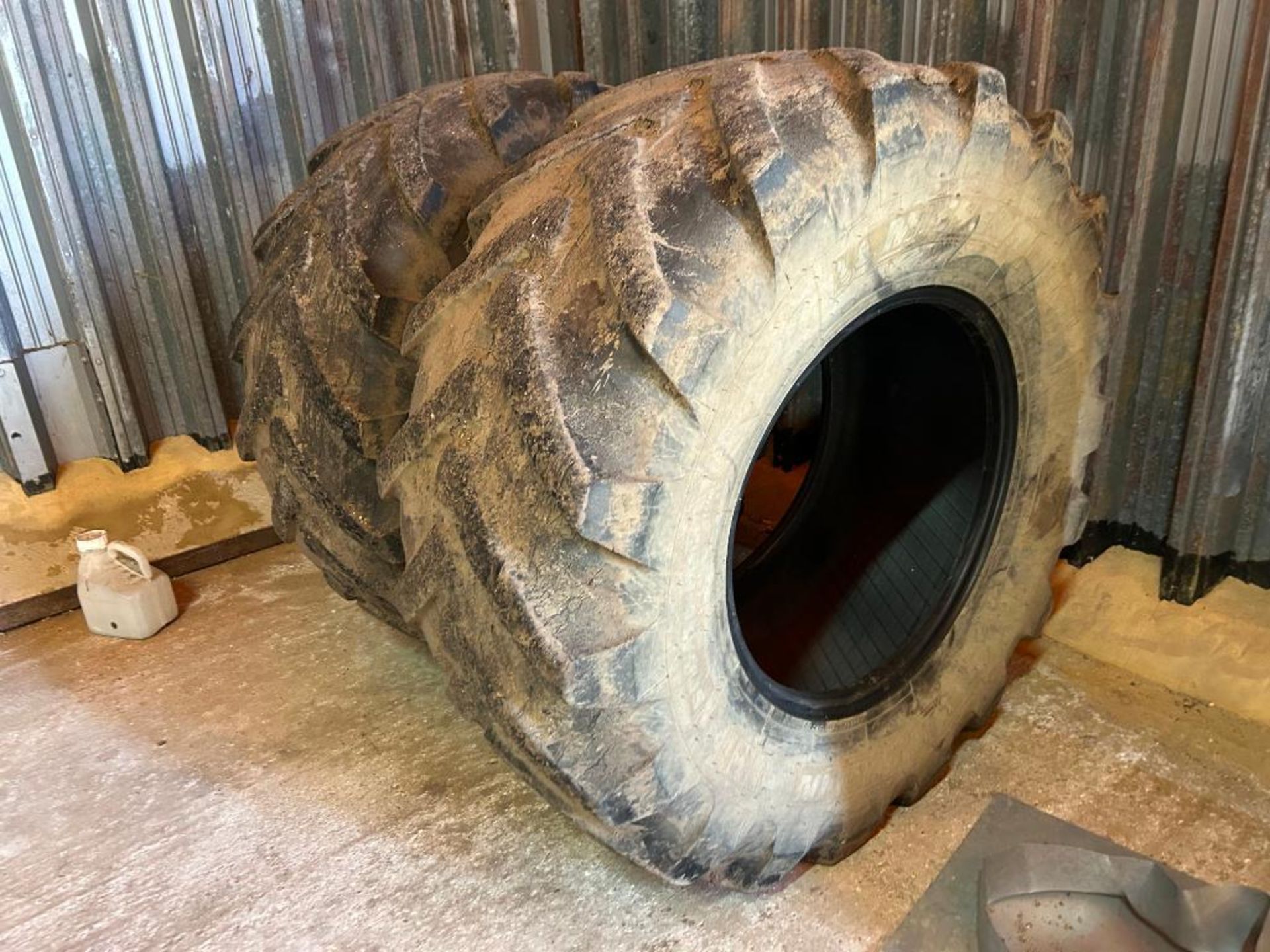 Pair Michelin 500/70R24 tyres only