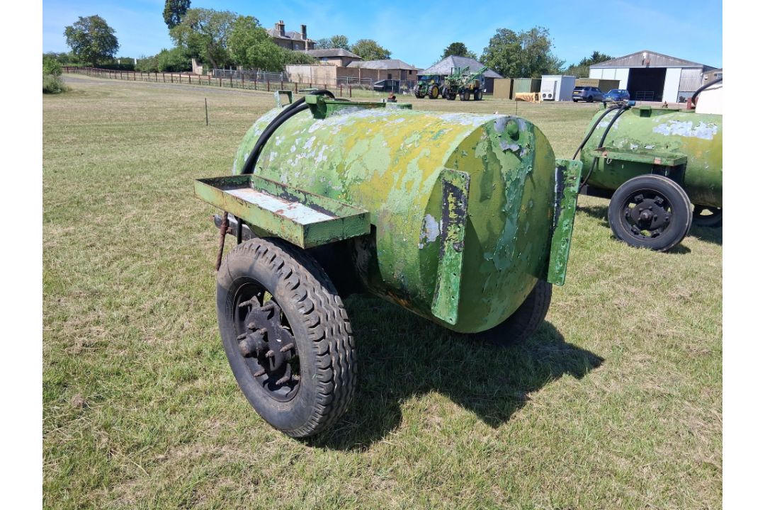 Diesel bowser with 12v pump, single axle on 8.00-19 wheels and tyres - Image 8 of 12