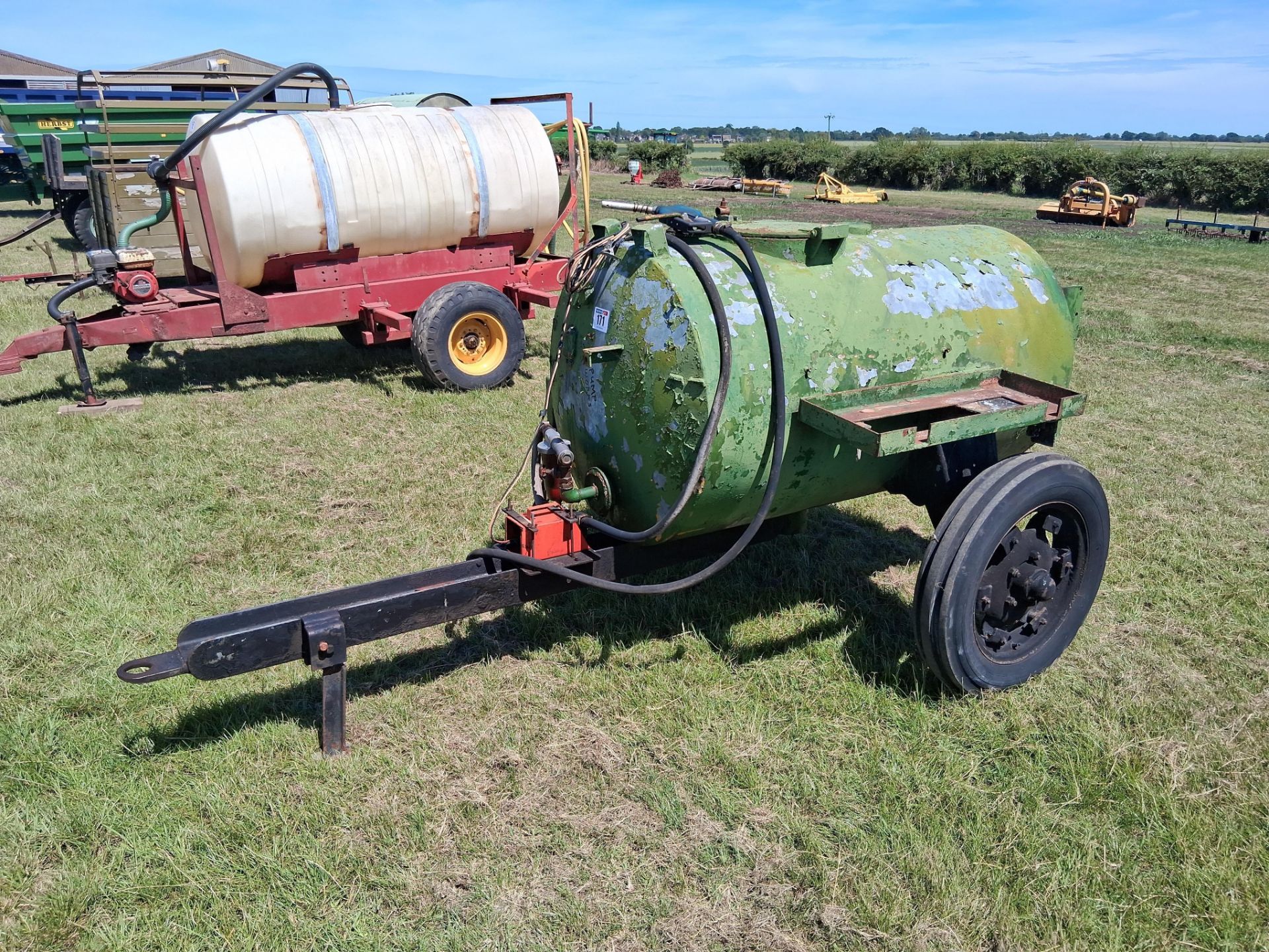 Diesel bowser with 12v pump, single axle on 6.00-19 wheels and tyres