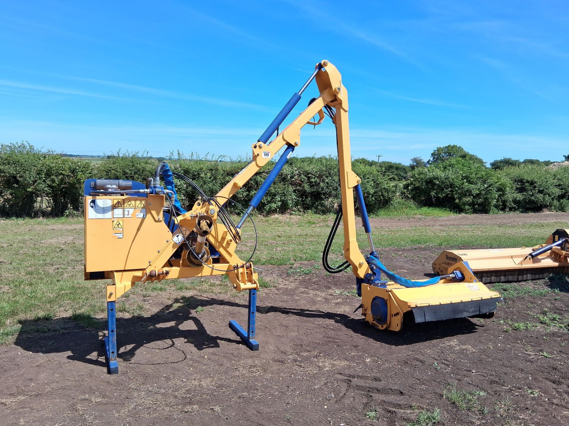 2012 Bomford Kestrel E hedge cutter with Bomford Pro Trim 1.2m flail, manual lever control. Model No - Image 9 of 20