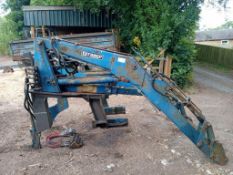 Tanco Loader with Brackets - (Shropshire)
