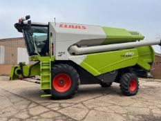 2015 Claas Tucano 430 APS Combine - (Norfolk)