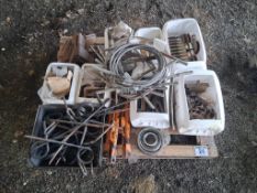 Quantity Simba Freeflow wearing metal, parts and tines, bearings and mini-flow holders