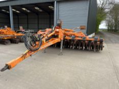 2011 Simba/Great Plains Culti-Press 5.5m with leading Pro-active tines to DD packer and scrapers, hy