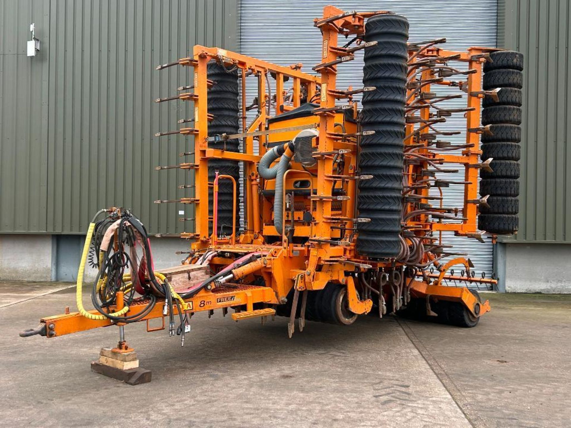2002 Simba Freeflow 8m drill with hydraulic depth adjustment, Otico ...