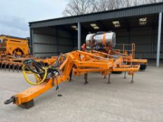 2004 Simba Elita-LD oilseed rape drill, 11 low disturbance legs, 45cm spacings, to Aqueel roller c/w