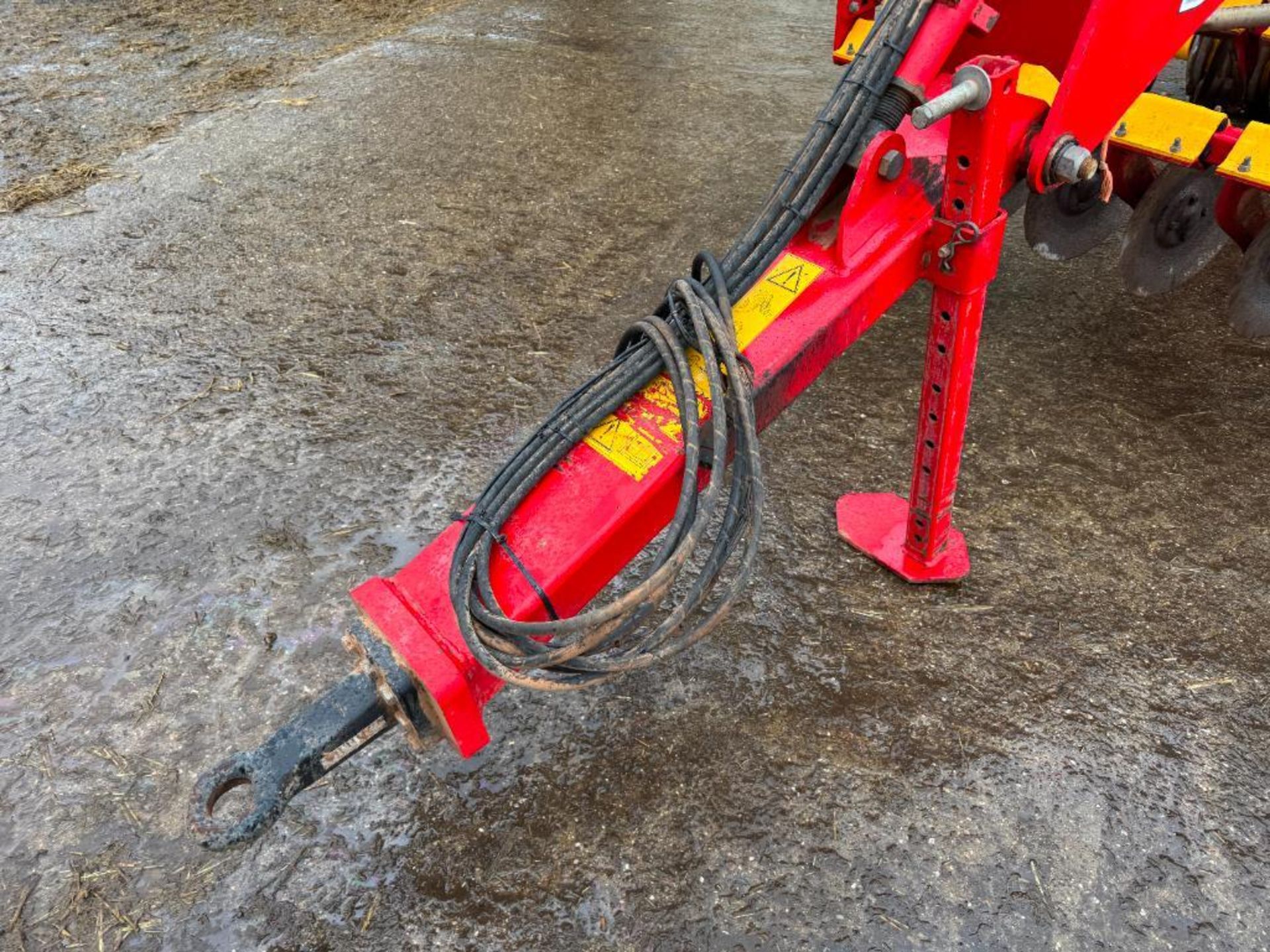 2013 Vaderstad Carrier XL 420 4.2m hydraulic folding cultivator with leading discs to levelling padd - Image 10 of 12