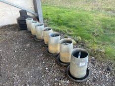 7No metal game feeders