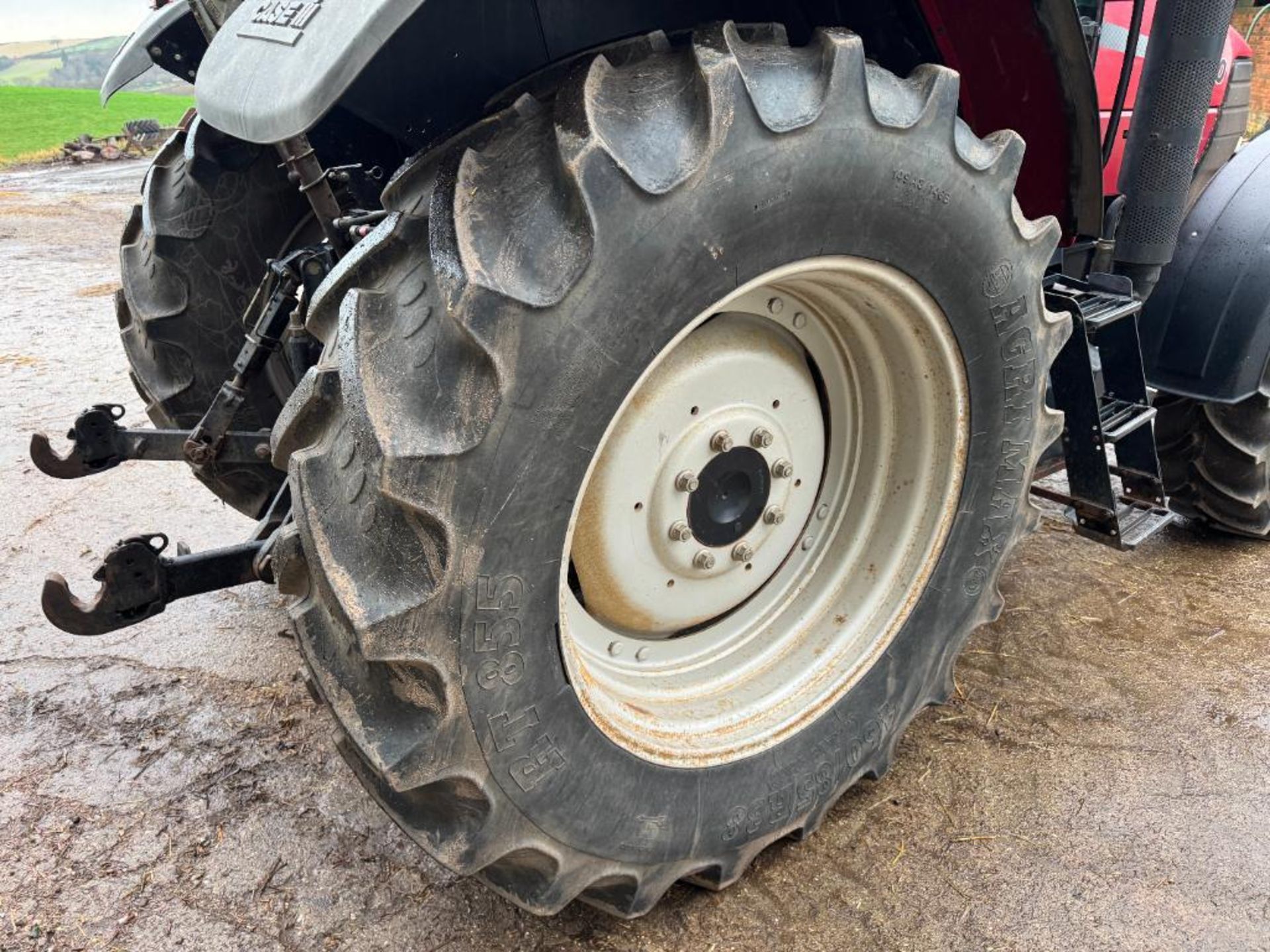 2000 Case MX120 4wd powershift tractor with 16No 45kg wafer weights, 3No manual spools on Vredestein - Image 8 of 14