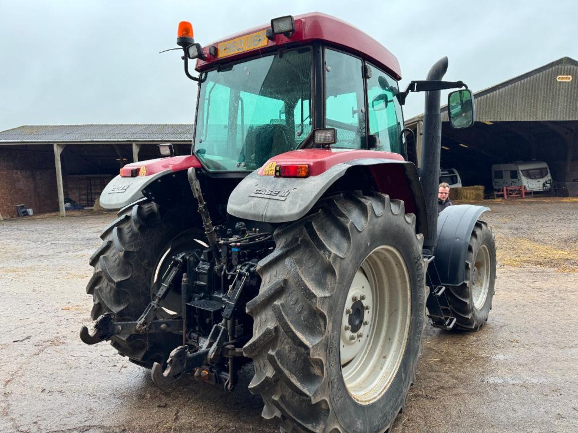 2000 Case MX120 4wd powershift tractor with 16No 45kg wafer weights, 3No manual spools on Vredestein - Image 7 of 14