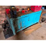 Heavy duty metal workshop bench and vice, 3ft x 6ft