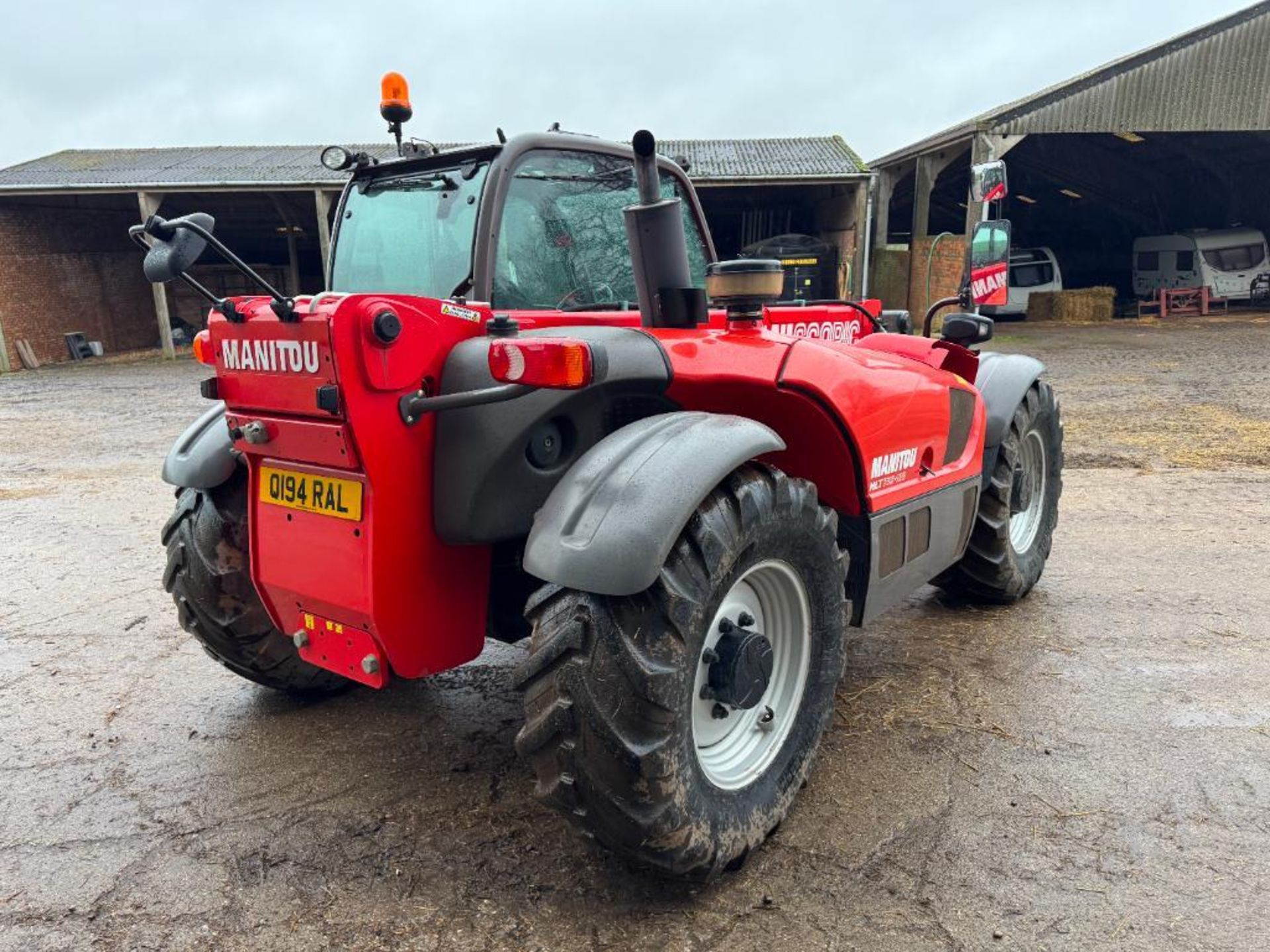 2013 Manitou MLT735-120 Classic materials handler with Manitou headstock and pallet tines on Micheli - Image 7 of 17