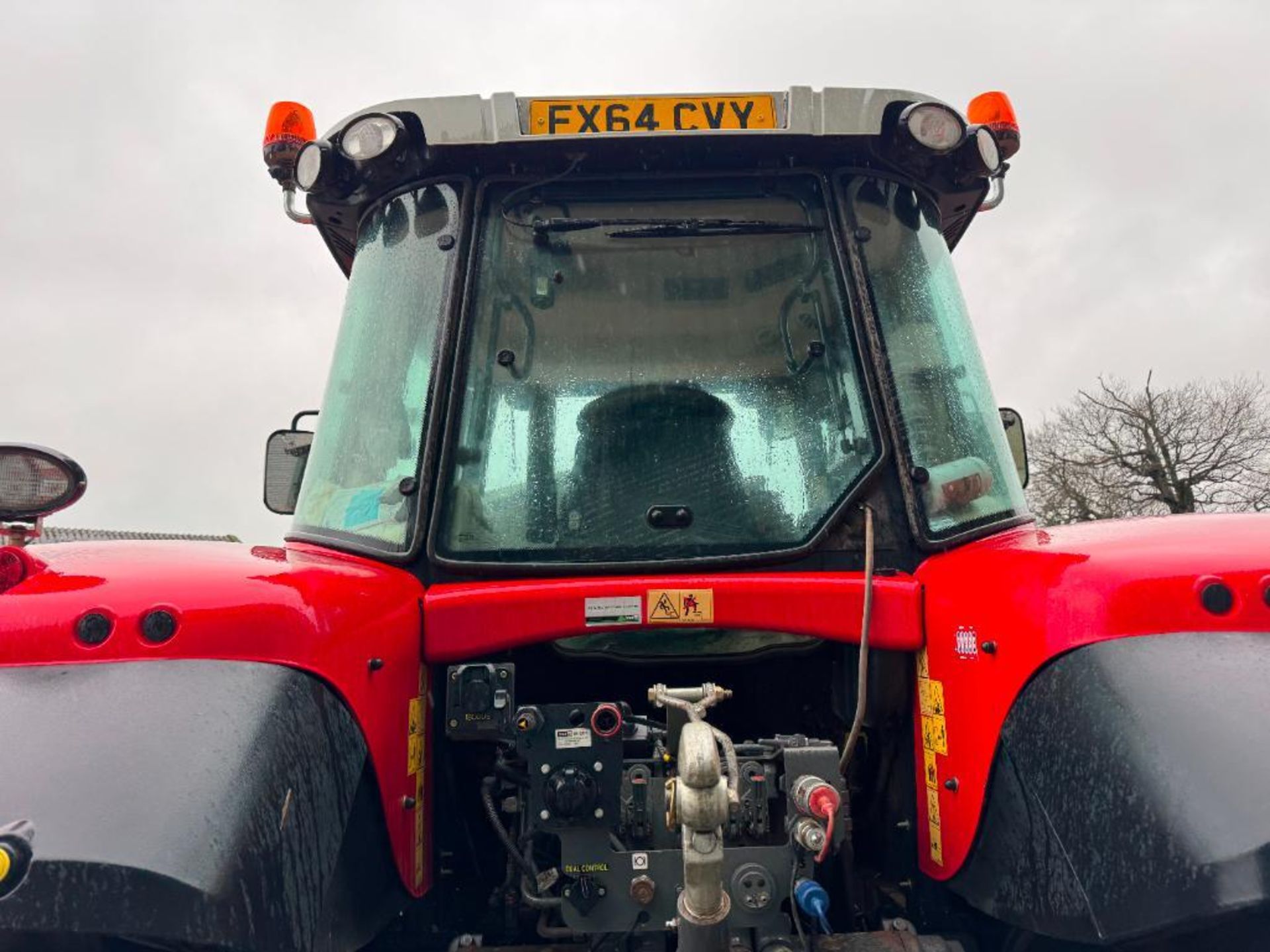2014 Massey Ferguson 7626 Dyna-6 4wd tractor with front linkage, front and cab suspension, 4No elect - Image 9 of 14
