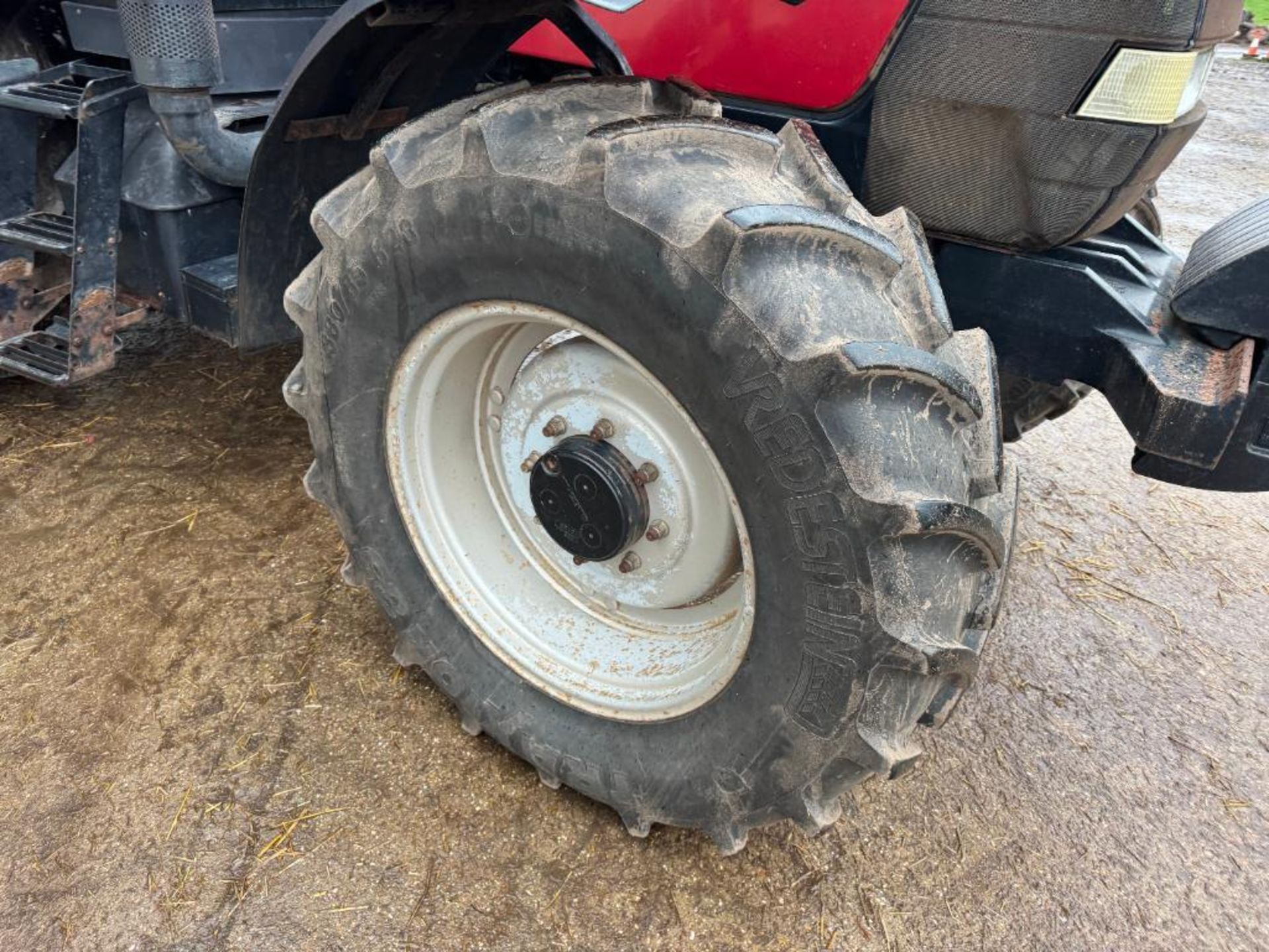 2000 Case MX120 4wd powershift tractor with 16No 45kg wafer weights, 3No manual spools on Vredestein - Image 10 of 14