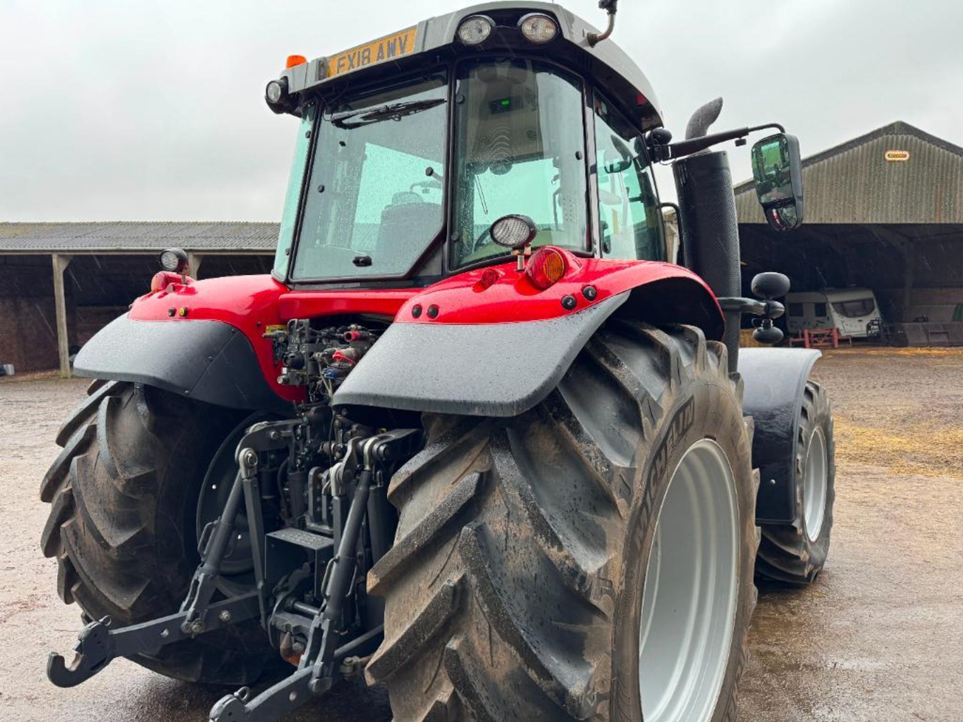 2018 Massey Ferguson 7718 Dyna-6 4wd tractor with front linkage, front and cab suspension, 4No elect - Image 9 of 17