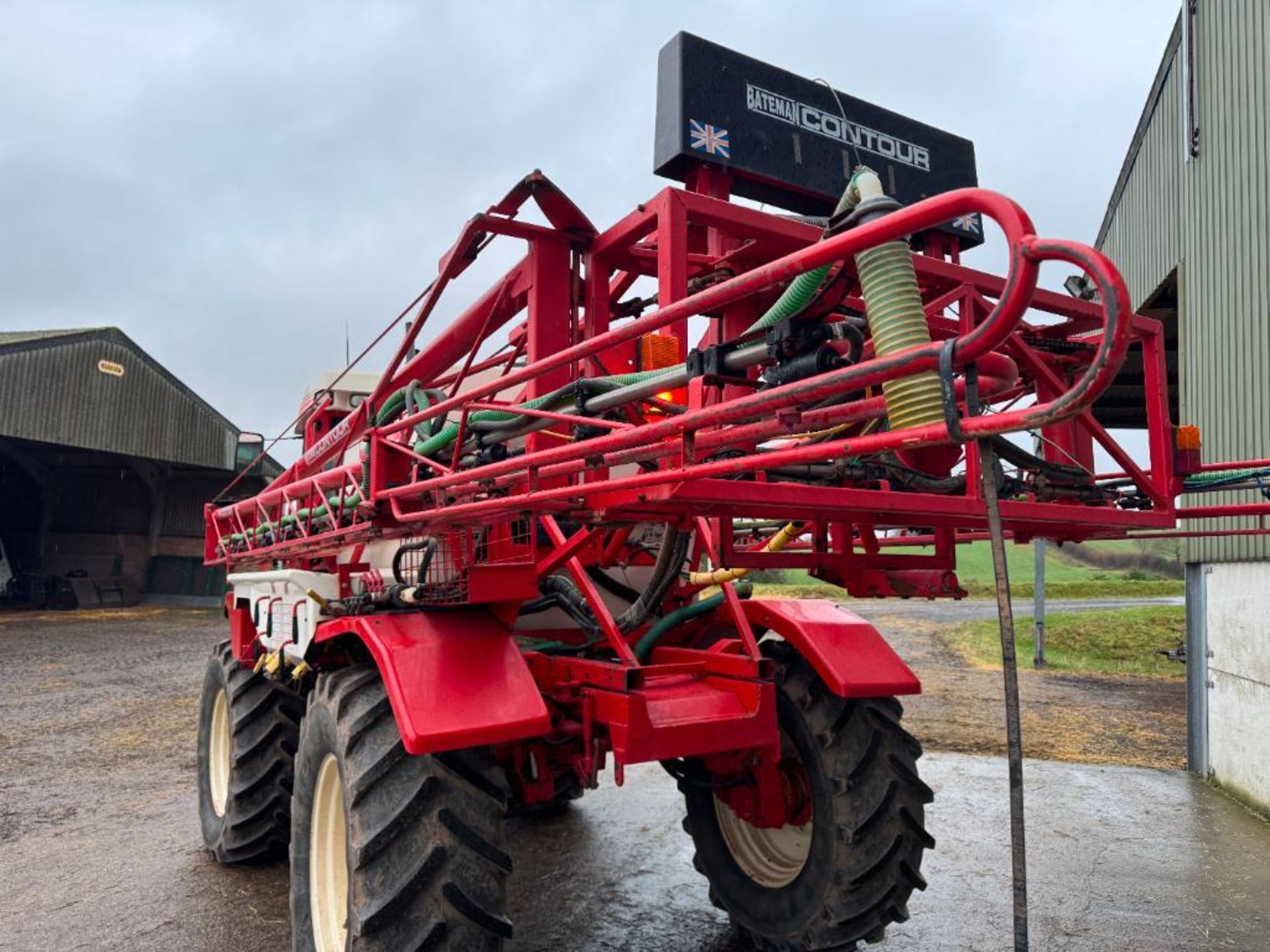 2005 Bateman RB25 24m self propelled sprayer with Bateman Contour booms, triple nozzle bodies, 3,000 - Image 6 of 29