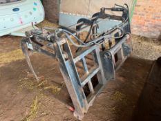 Hall Engineering manure fork and grab with Manitou attachments